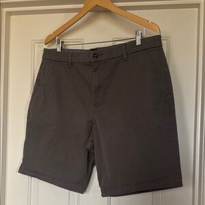 Men's Gray Shorts